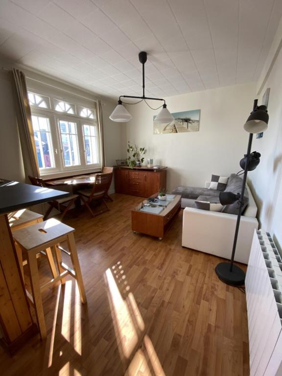 L Amethystes Apartment *